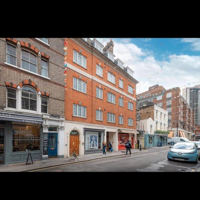 The Mayfair Large Snug Лондон Екстер'єр фото